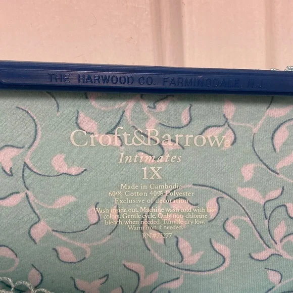 Croft & Barrow Teal and White Intimates - Picture 2 of 4